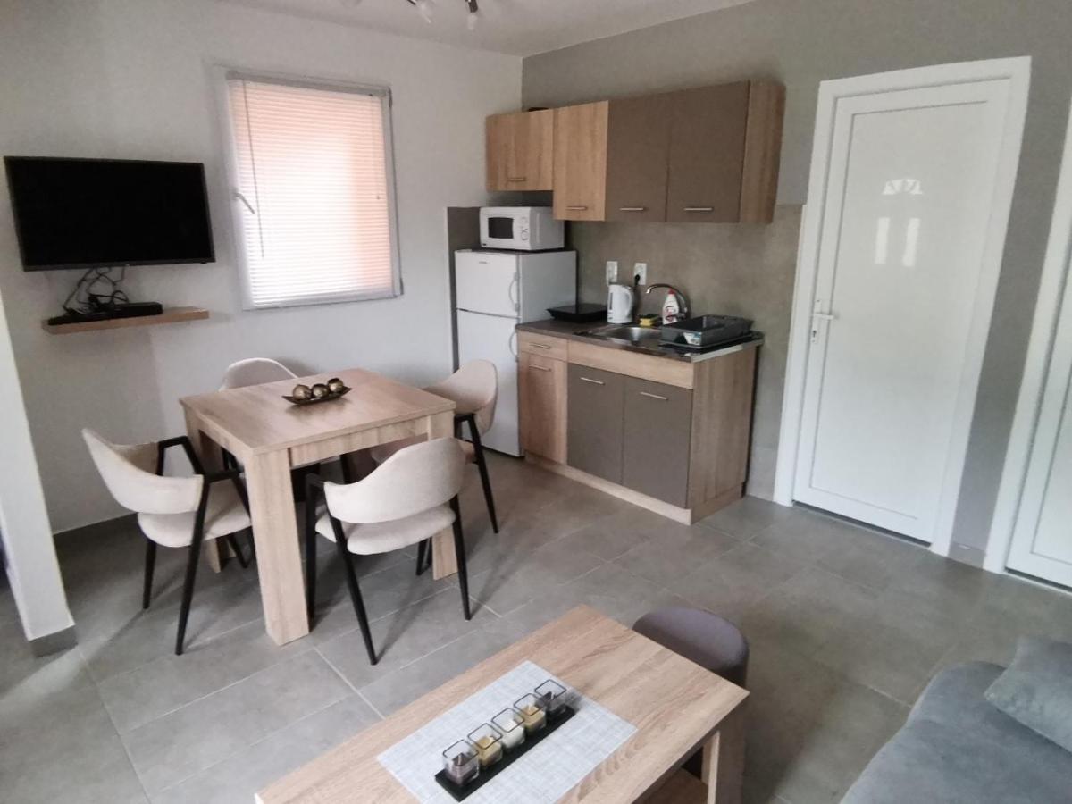 Aphrodite Hills Apartments-Stara Planina Crni Vrh Kültér fotó