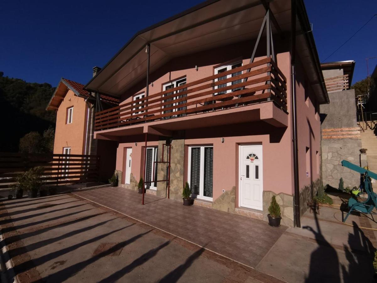 Aphrodite Hills Apartments-Stara Planina Crni Vrh Kültér fotó