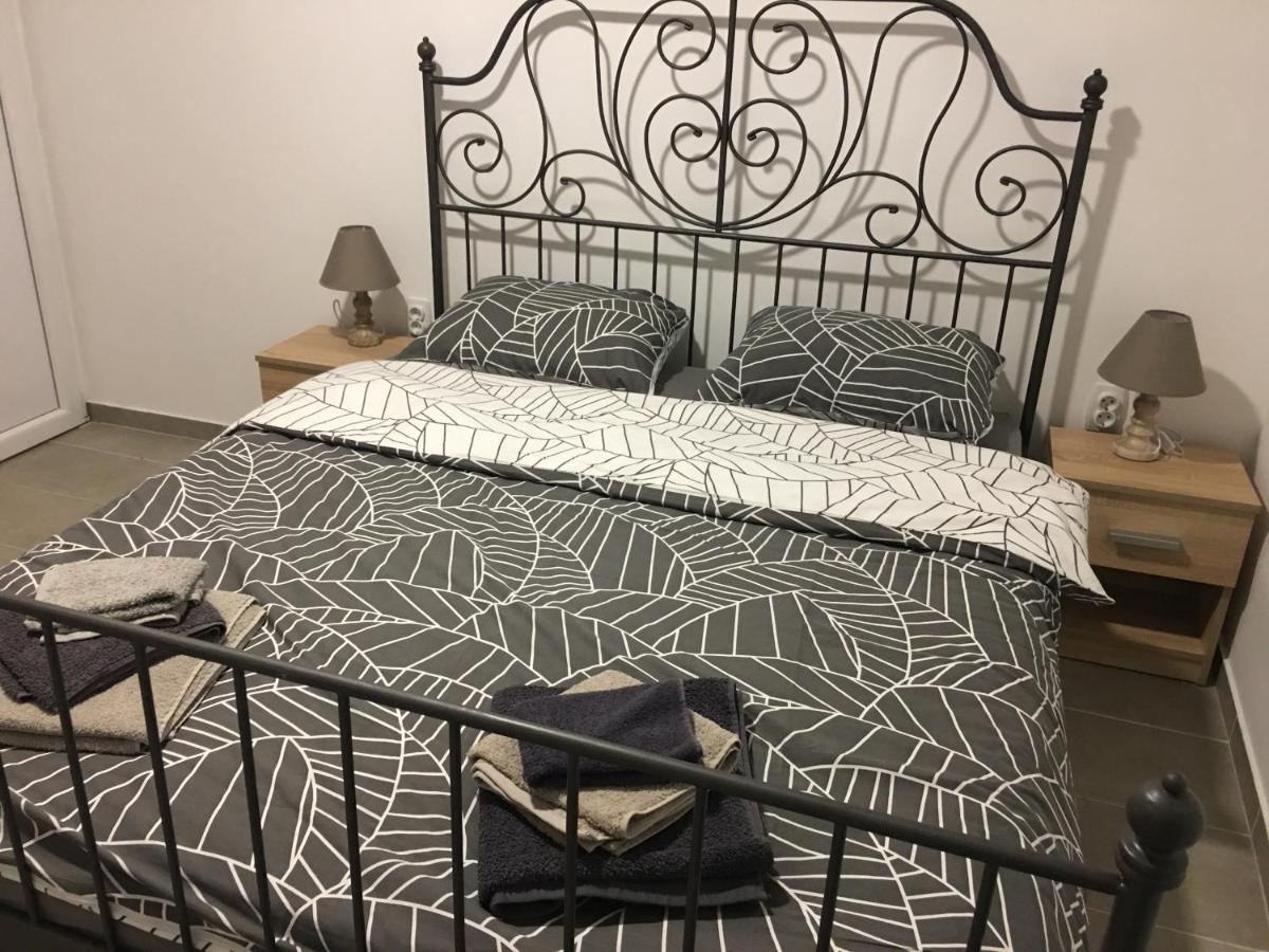 Aphrodite Hills Apartments-Stara Planina Crni Vrh Kültér fotó