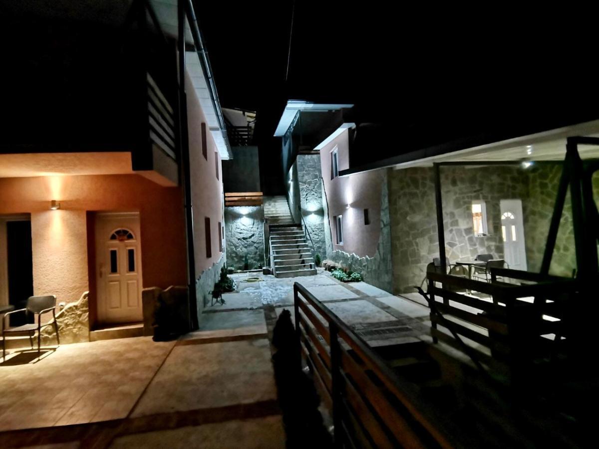 Aphrodite Hills Apartments-Stara Planina Crni Vrh Kültér fotó